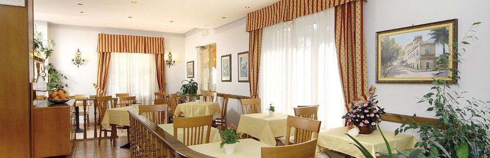 Albergo Savoia Оспедалетті Екстер'єр фото
